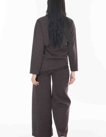 Σετ πλεκτο σε κα΄φε χρώμα με δαντέλα