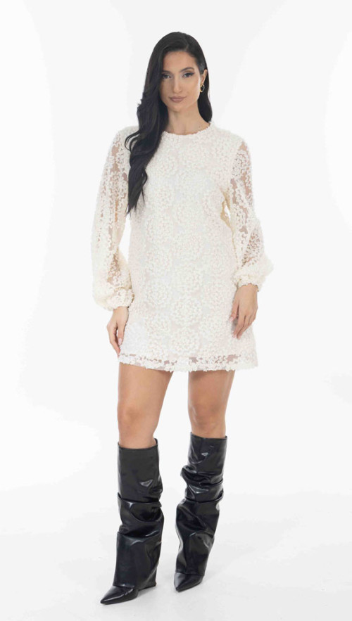 Φόρεμα κοντό σε εκρού χρώμα