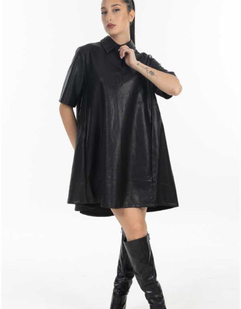 Φόρεμα δερματίνη Μαύρο με polo γιακά 