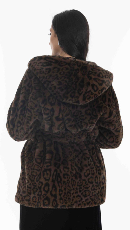 Γούνα καφέ με κουκούλα