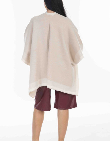 Κάπα πλεκτή σε μπεζ απόχρωση