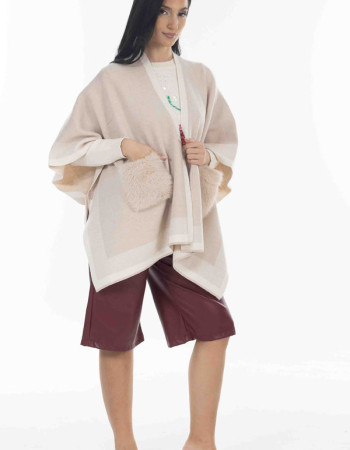 Κάπα πλεκτή σε μπεζ απόχρωση