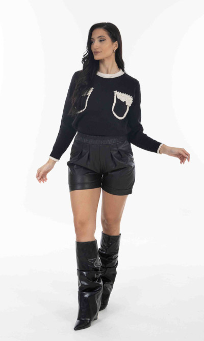 Μπλούζα Πλεκτή Μαύρη με τσέπες στο στήθος και πέρλες