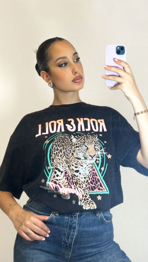 Μπλούζα μαύρη με σχέδιο