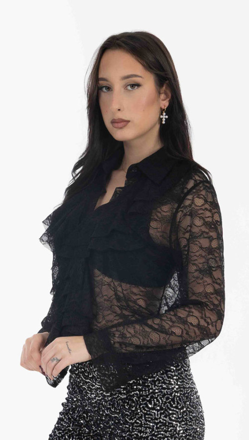 Πουκάμισο με δαντέλα σε μαύρη απόχρωση 