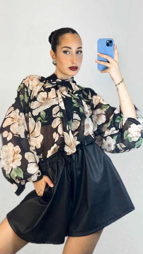 Πουκάμισο με μακρύ μανίκι με λουλούδια