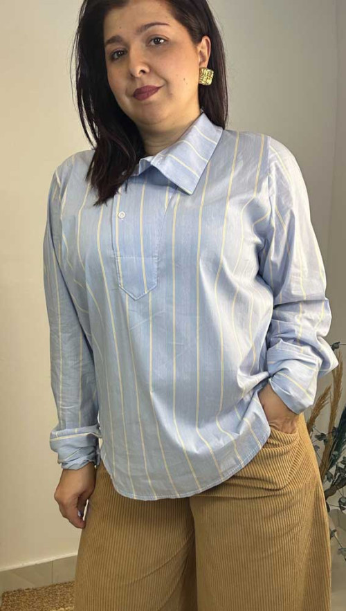 Πουκαμισά με ιδιαίτερο γιακά και κίτρινη ψιλή ρίγα