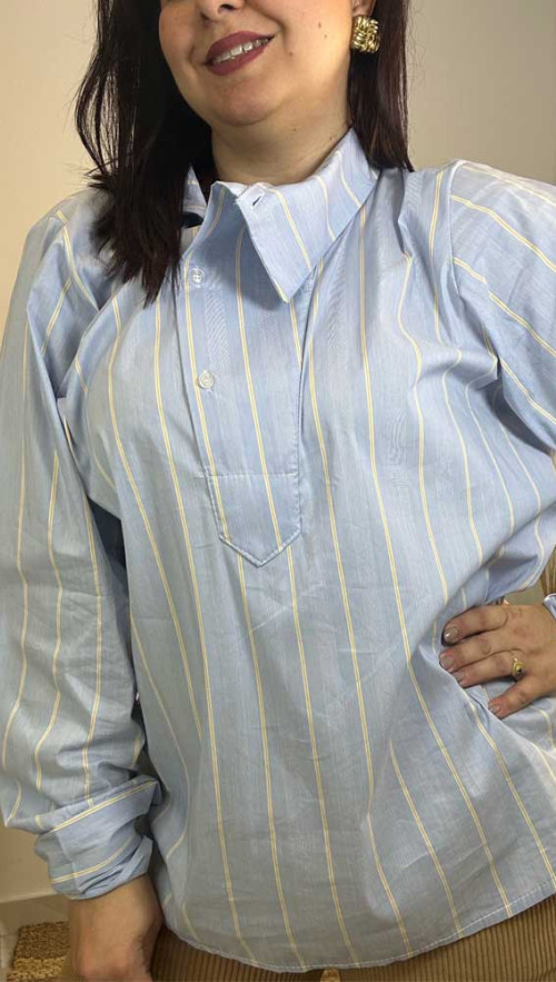 Πουκαμισά με ιδιαίτερο γιακά και κίτρινη ψιλή ρίγα