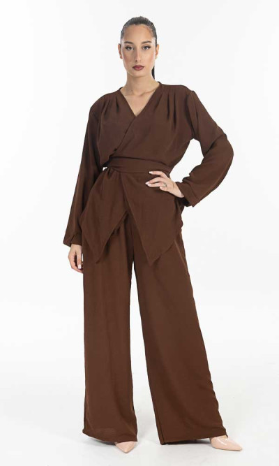 Σετ σε καφέ απόχρωση