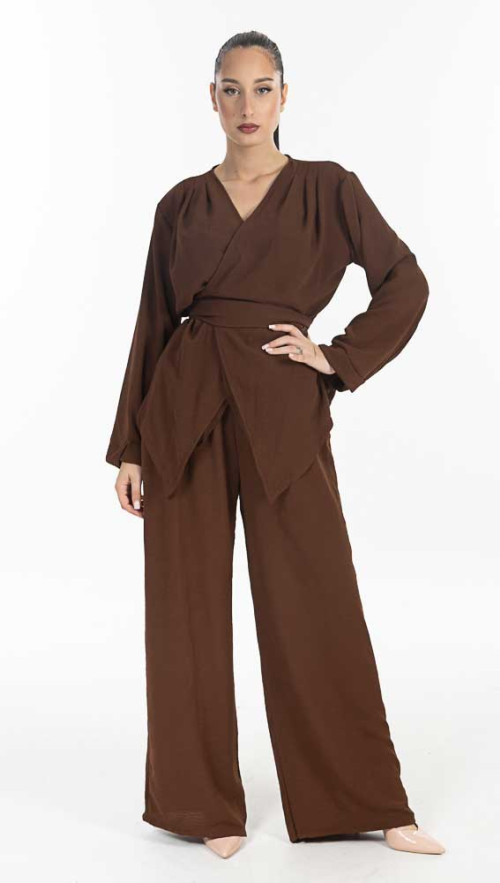 Σετ σε καφέ απόχρωση