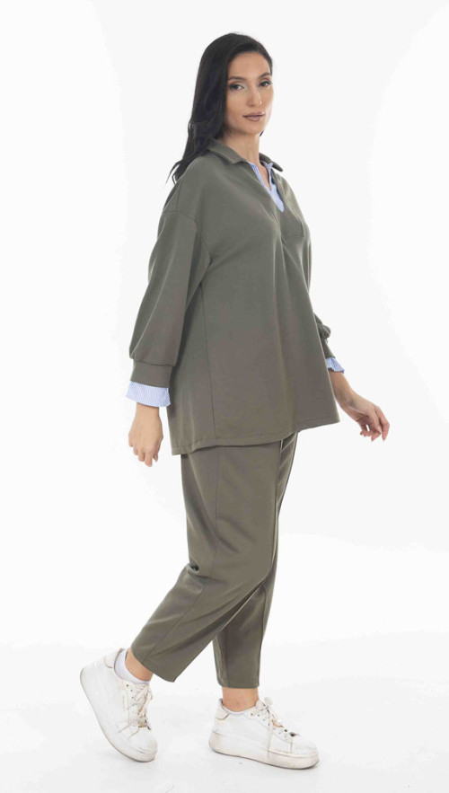 Σετ χακι με ριγέ γιακά.